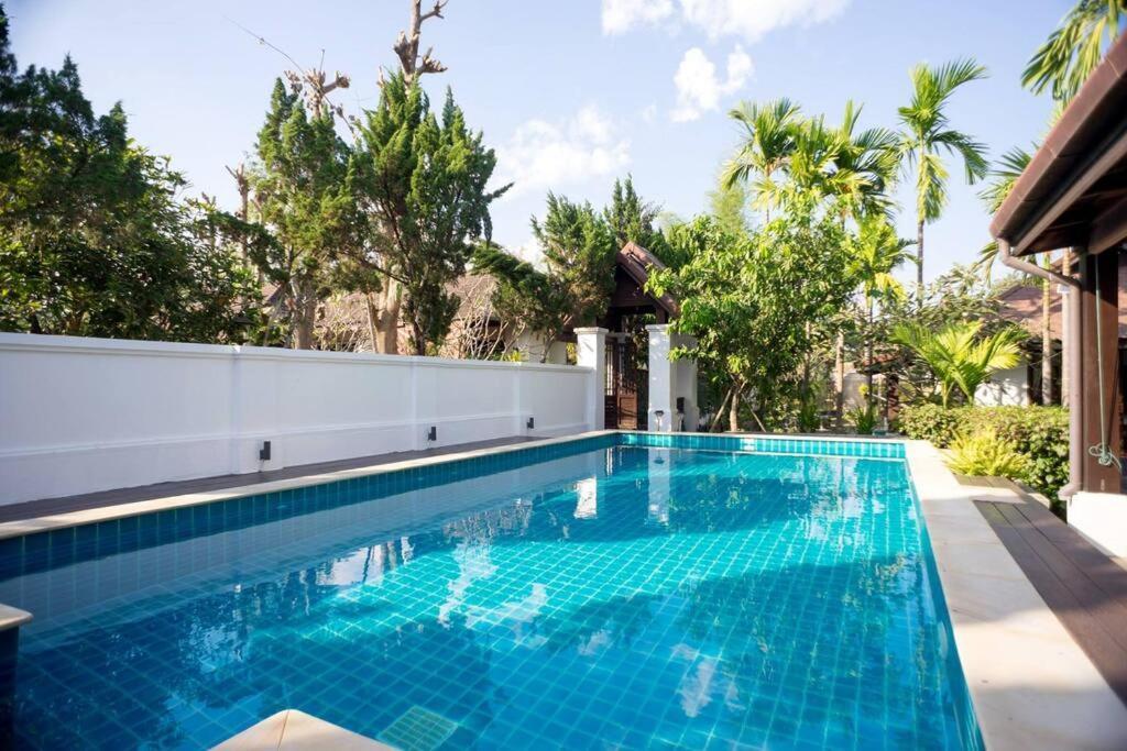 Sclass Villa & Swimming Pool , 10 Min From Airport Chiang Mai Exteriör bild
